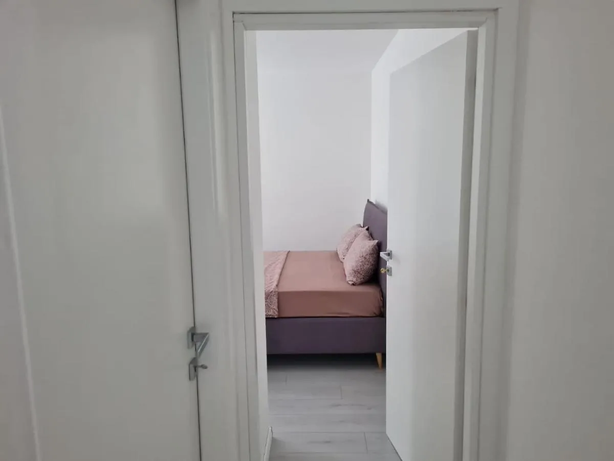 Apartament Marina Julia 0*,